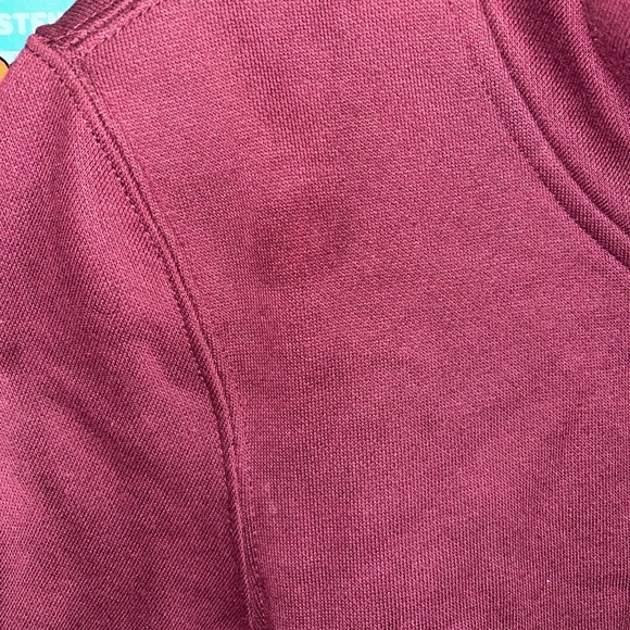 Beautiful turtle neck hoodie - Picture 2 of 3